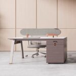 LY-B1404A 1.4Mx1.36M double large capacity custom logo office furniture table with cabinet storage